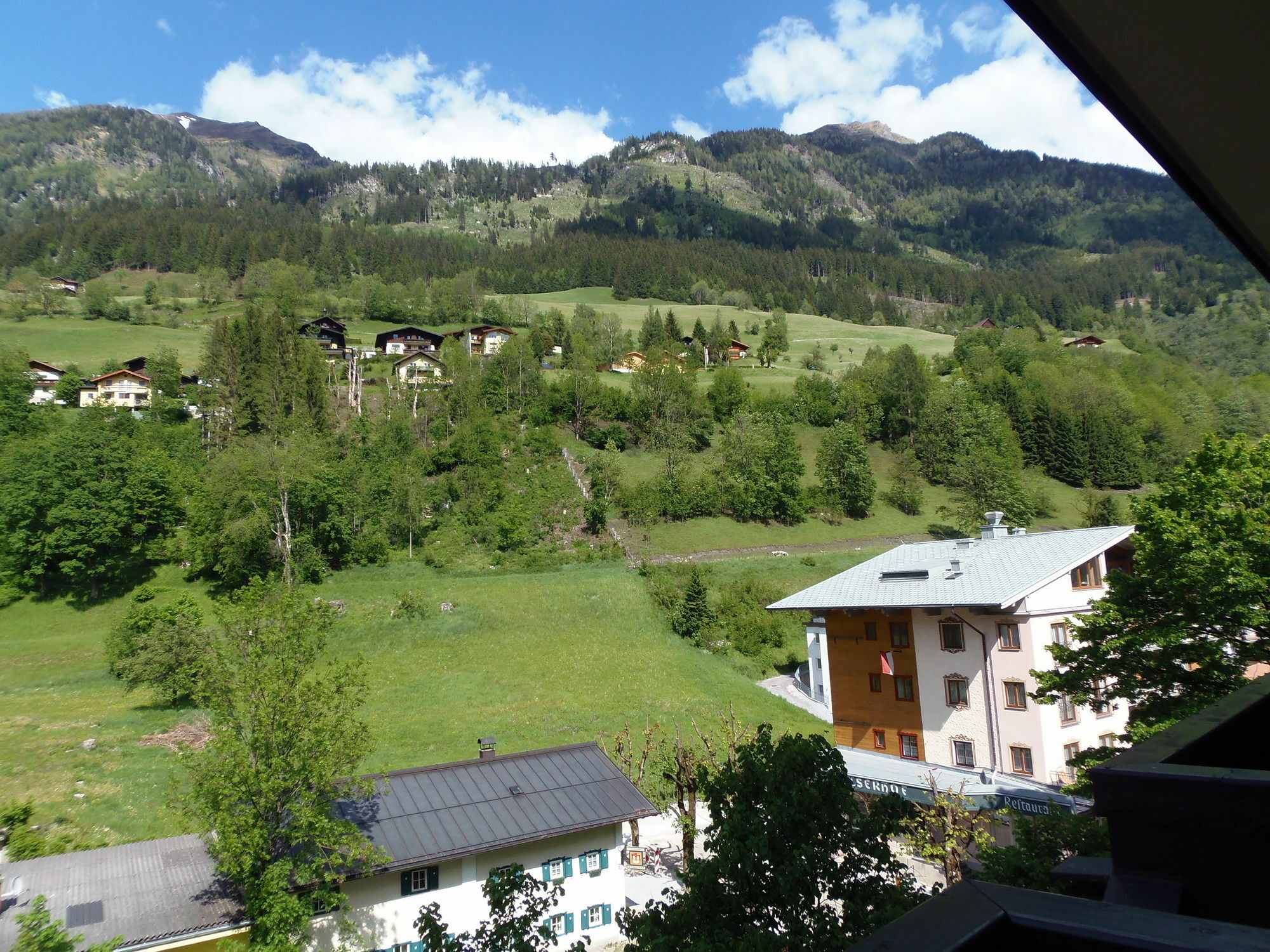 Hotel Germania Gastein - Ganzjaehrig Inklusive Alpentherme Gastein & Sommersaison Inklusive Gasteiner Bergbahnen Bad Hofgastein Dış mekan fotoğraf